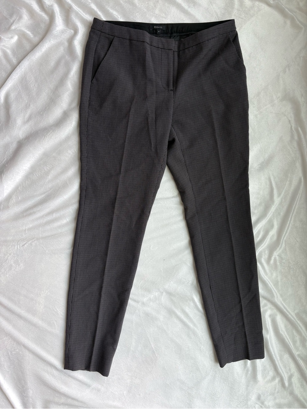 RW&CO. Black and White Micro Houndstooth Dress Pants